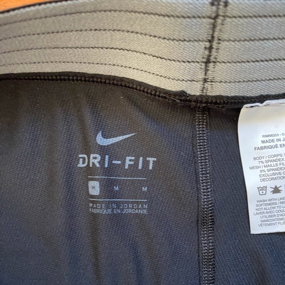 NikePro tights - Picture 3 of 4